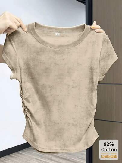 新款卡其色短袖T恤女装，露脐休闲上衣，抽绳设计，时尚显瘦，春夏款
