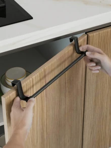 1个橱柜门毛巾架，收纳整理架，壁挂式置物架，厨房用具/厨房配件/厨房工具/厨房用品/浴室配件，厨房/浴室/现代家居装饰，无需钻孔，节省空间，门钩式设计，安装简便，适用于厨房/浴室/橱柜，可悬挂毛巾和抹布 - 彩色 - 查看 9