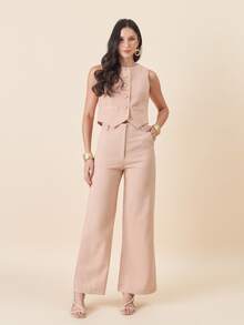 Linen Set Consisting Of A Turtleneck Vest And Trousers With Covered Button Details. - 摩卡棕 - 查看 1