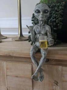 1个悬挂式外星人入侵“派对外星人”啤酒杯架，趣味外星人雕像，适用于家居或花园装饰、客厅或书房，最佳返校礼物 - 彩色 - 查看 9
