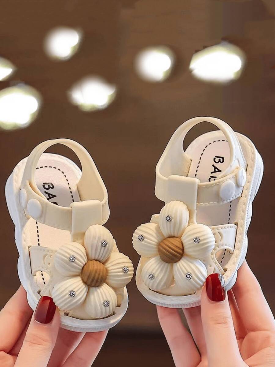 Vicvait Sandal Anak Perempuan, Sandal Anak-Anak dengan Sol Lembut untuk Dalam/Luar Ruangan, Musim Panas - Krem - View 1