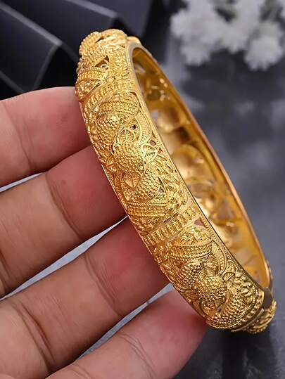 4pcs Vintage Floral Hollow Bangle Set - Luxury Copper Women Bracelets, Suitable For Wedding And Engagement