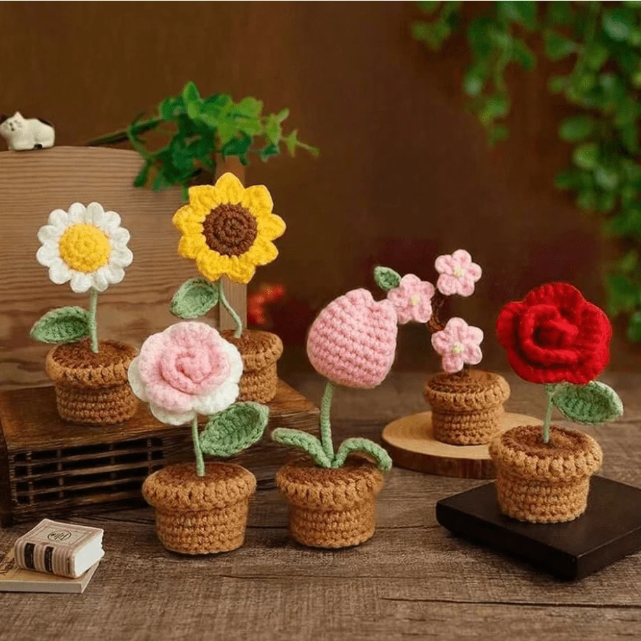 1 pezzo Fiore artificiale fatto a mano a maglia in vaso, decorazione floreale all'uncinetto adatta per regali della Festa della Mamma, anniversario, compleanno, San Valentino, decorazione da scrivania per casa/ufficio per mamma, amici o fidanzata