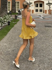 Women's Solid Color Glossy Satin Slip Midi Dress - French Chic Coastal Vibe Y2K Baddie Hot Girl Aesthetic, Flowy Figure-Flattering Cocktail Party Dress, Date Night Brunch Vacation Getaway Resort Wear, Versatile Layering Piece Spring Summer Wardrobe Staple - 黃色 - 查看 3
