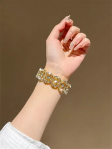 Compatible With Apple Watch New Sunburst Diamond Bangle Strap 38/40/41/42/44/45/46/49mm, For Ultra/SE 2/SE 1/Series 10/9/8/7/6/5/4/3/2/1 - Gold - View 2