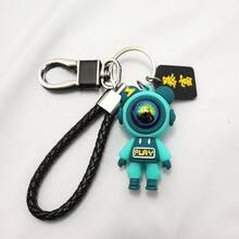 1个魅力时尚的闪电熊钥匙扣，1个可爱的卡通情侣玩偶吊坠，可用作钥匙扣、包包挂饰和创意宇航员钥匙圈 - 彩色 - 查看 9