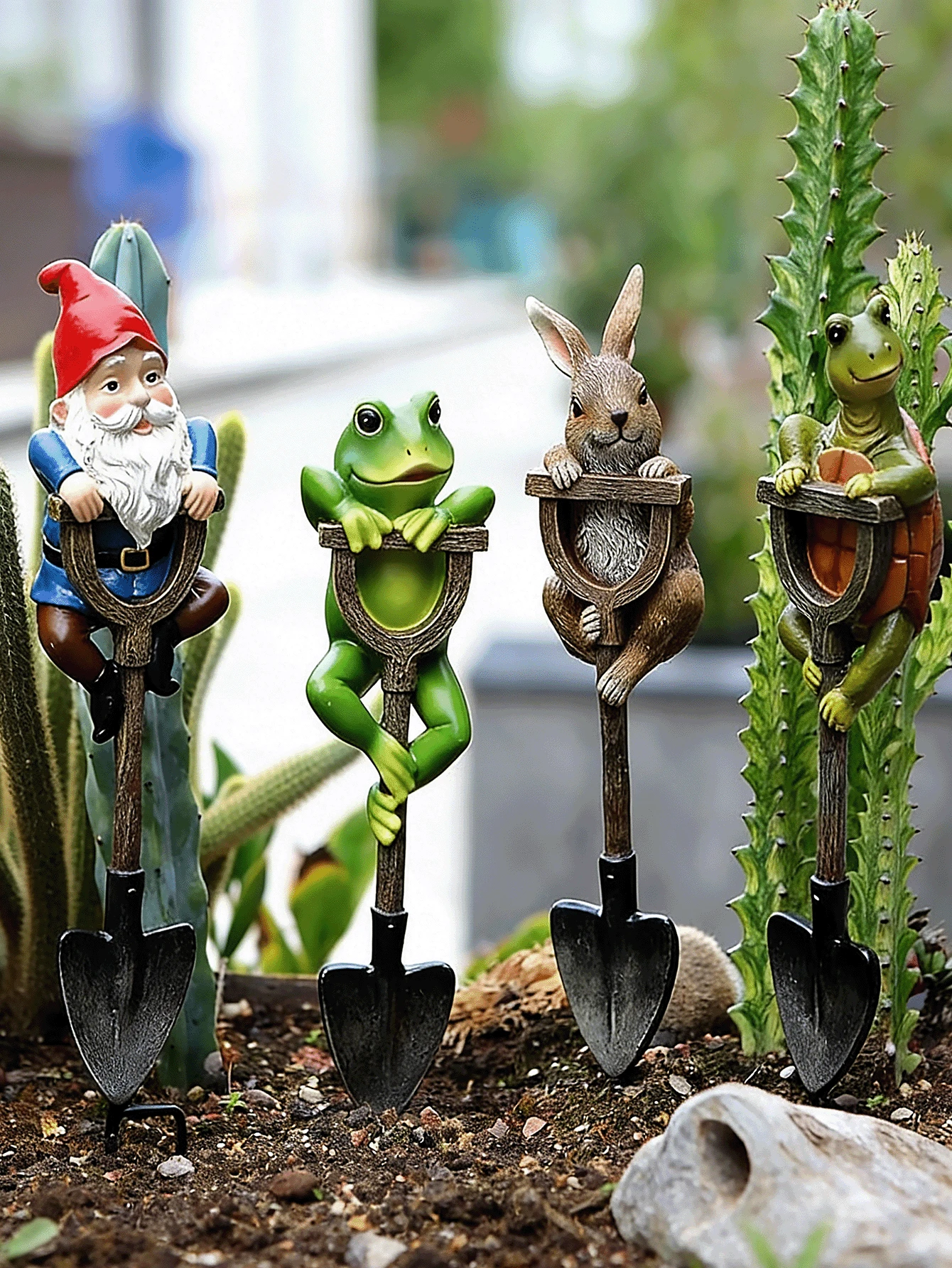 户外花园装饰雕像，带铲子的青蛙摆件，户外动物摆件，树脂雕像，植物装饰景观树脂雕塑礼品艺术配件动物装饰，适用于庭院草坪露台户外后院家居花盆、农场、阳台、客厅、办公室等场所。