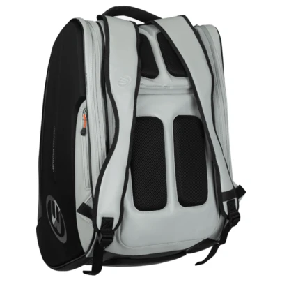  Paletero Bullpadel Hack Paquito Navarro - Paletero Gama Alta - Paletero de Gran Capacidad - 4 palas, Zapatillas y Ropa - Hecho de Polipiel - Mochila Padel - Envíos en 24/48h Península