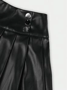 女士夏季街头朋克风黑色仿皮褶皱迷你裙，纽扣前开襟，机车风前卫时尚修身裙 - 黑色 - 查看 8