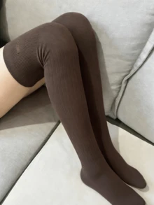 1 Pair Of Women's Coffee Brown Ribbed Retro Maillard, Elegant Style Knee High Socks Suitable For Lovers' Frugal Meetings And Daily Commuting Wear, Suitable As Valentine's Day Gifts - Coffee Brown - View 4
