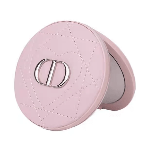 Christian Dior Y2K风格粉色菱形格纹心形便携镜，双面高清折叠镜，适合学生派对化妆、日常外出、情人节礼物