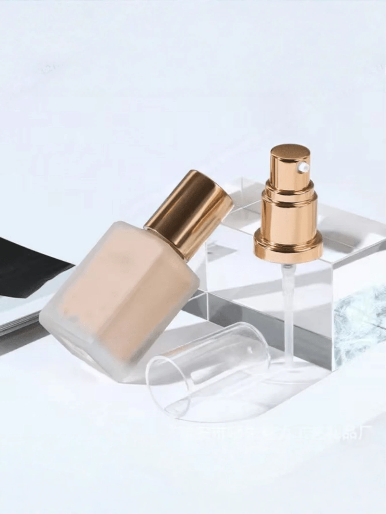 2件套 - 高品质化妆工具泵头替换装,适用于二手粉底液及其他品牌液体粉底液 - 彩色 - 查看 1