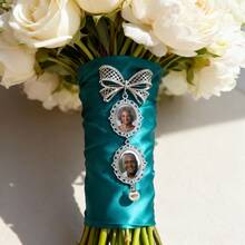 Photo Bouquet Memorial, Lace Charm & Pearl Accent Butterfly Brooch With Your Photo To Commemorate Loved Ones, Gift For Bride - Multicolor - View 10