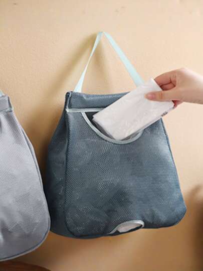 大容量厨房收纳袋架 - 壁挂式网状收纳架，适用于可重复使用的塑料袋、购物袋和垃圾袋，耐用涤纶材质，带粘钩，节省空间设计，适合现代厨房，厨房收纳方案 | 现代厨房配件 | 耐用涤纶材质，厨房收纳整理，随机款式