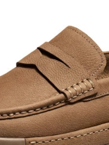 CAMEL CROWN 男士秋季舒适百搭绒面牛皮宽头复古休闲皮鞋 - 黃棕 - 查看 3