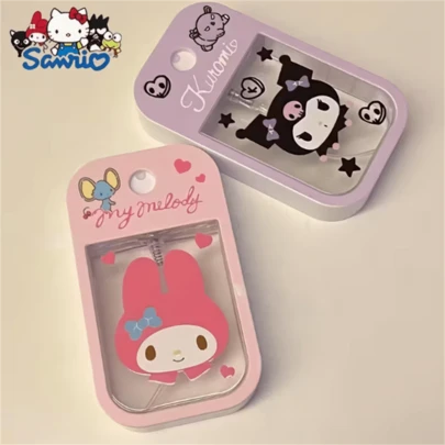 SANRIO 1 pieza Botella de spray de perfume , Botella de spray mini de alto valor facial  Merlot Kitty, Botella sub de loción, Botella de spray de agua humectante, Adecuado para familia, dormitorio, viaje y trabajo, Regalos delicados y prácticos para mujeres, Botella de desinfección tipo tarjeta pequeña y portátil