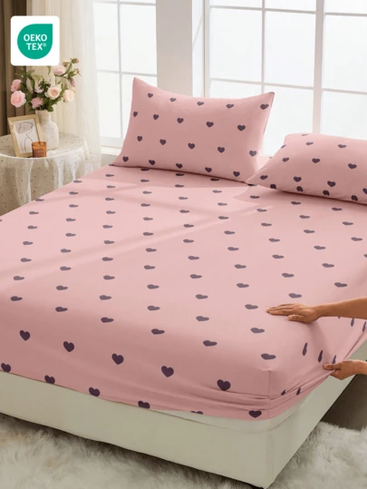 1件印花床笠，柔软、抗皱、透气，适合9英寸至12英寸厚的床垫，适用于各种床型，是居家和宿舍的必备单品，卧室装饰佳品，粉色爱心图案