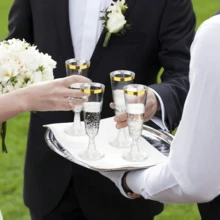 3只透明香槟杯，金色杯口，5盎司塑料鸡尾酒/马提尼杯，可重复使用，不易碎，可叠放，适合婚礼、生日派对、情人节、新年礼物 - 彩色 - 查看 2