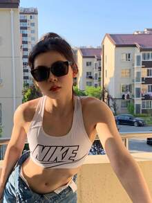 Nike Dri-Fit Swoosh 速乾中度支撐一片式胸墊 運動內衣 女款 白色 - 白色 - 查看 9