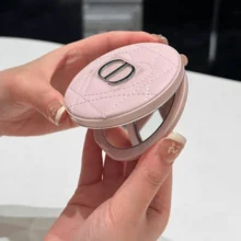 Christian Dior Cute Pink Diamond Heart Shaped Round Compact Makeup Mirror, Y2K Fashion Style, Portable & Foldable, Suitable For Office Makeup, Girlfriend Afternoon Tea, Holiday Gift - Pink - View 2