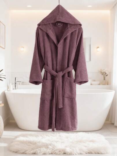 Roupão com capuz em algodão rico - Design listrado - Tamanhos P/G e G/GG - Fabricado na Turquia