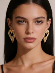 1 Pair Asymmetrical Pleated Lava Texture Hollow Heart Street Style Earrings For Women - Wrinkled Heart - View 9