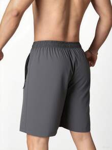 Two-Pack Of Men's Elastic Athletic Shorts With An Elastic Waistband And Zippered Pockets. Suitable For Sports, Fitness, Hiking, Outdoor Activities, Basketball, Soccer, Golf, Etc. A Great Gift For Men, Especially For Valentine's Day. - 黑色+深灰 - 查看 5