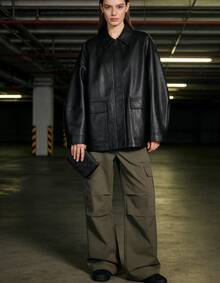 COACH Classic BI-Fold Short Wallet 3 IN 1 Wallet Series With Removable Card Holder Leather Perfect For Everyday Use Versatile Gift For All Occasions Stylish Wallet For Holidays And Daily Essentials - one-size - View 1