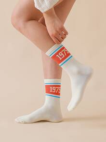 2 Pairs Fashionable Letter Print Versatile Comfortable Mid-Calf Socks - Multicolor - View 6