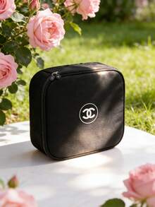 CHANEL 双面化妆包，黑色布艺化妆袋，带镜子盖和收纳隔层，拉链封口 - 黑色 - 查看 1