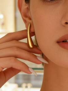 VceTd 1 Set Of Fashionable Exaggerated Geometric Twisted C-Shaped Stainless Steel Earrings, Suitable For Women To Wear To Parties, Commuting Or As A Festival Gift - Yellow Gold - View 5