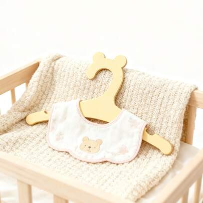 5/10/20 piezas Perchas de madera con diseño de oso lindo para ropa de bebé y niños pequeños, diseño con forma de oso, perchas duraderas con esquinas redondeadas y antideslizantes para organizar ropa pequeña y atuendos de mascotas como gatos/perros, de madera natural suave, ligeras y resistentes, perfectas para habitaciones de niños y organización de armarios, diseño ahorra espacio, para telas delicadas, fácil de instalar en armarios, idea de regalo ideal para decoración de guardería, acabado premium, para niños y suave con la ropa