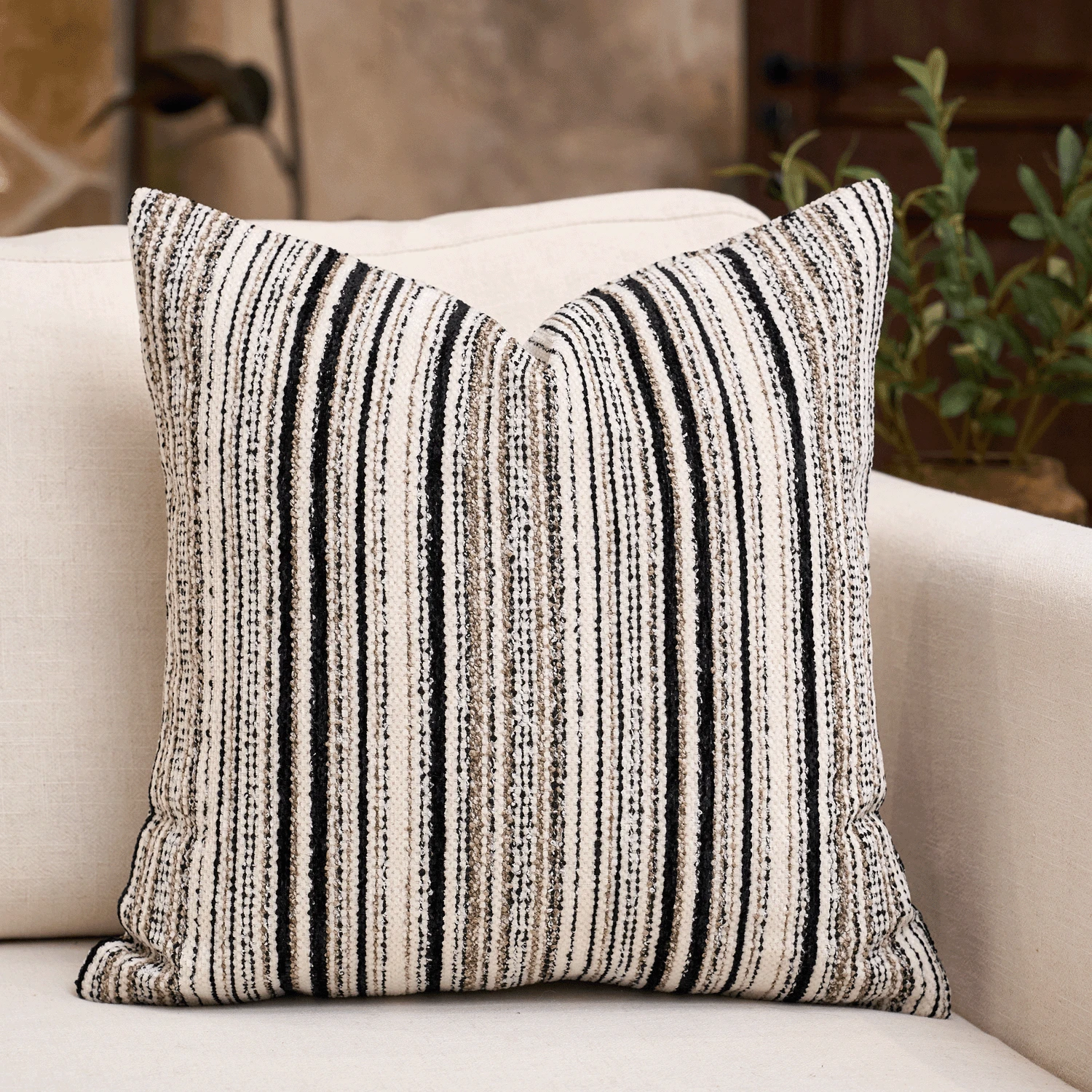 1 件装奢华装饰圈绒质感方形抱枕套，适用于沙发、客厅、卧室、农舍等场所，也可作为礼物赠送，不含枕芯。 - 黑色-米色 - 查看 1