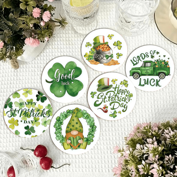 St. Patrick's Day Themed Coasters, Featuring Clover As The Core Visual, Blending Traditional St. Patrick's Day Elements And Healing Imagery, Using Fresh And Soft Watercolor Brushstrokes And High-Saturation Green Tones, Conveying The Festive Atmosphere Of "Luck, Joy, And Healing"