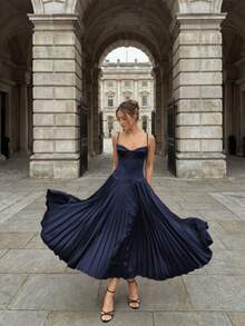 纯色优雅休闲褶皱连衣裙，适合婚礼、生日派对、约会、晚宴、情人节等夏季场合。 - 藏蓝色 - 查看 2