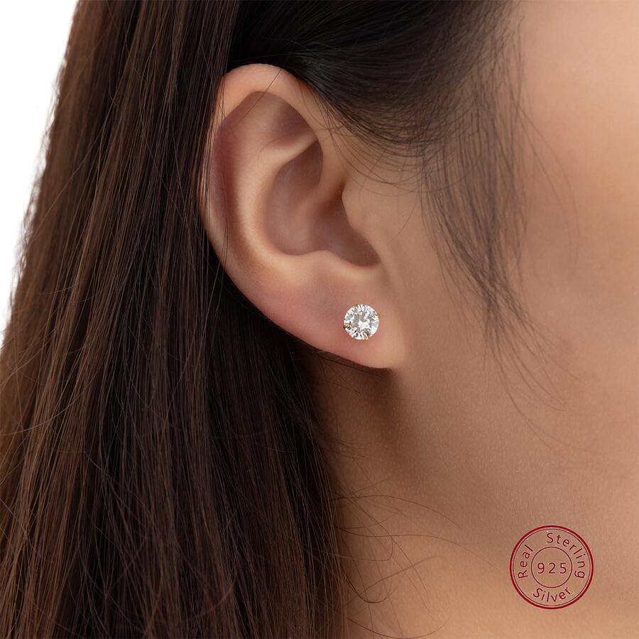 1对925纯银优雅简约圆形6.0毫米/0.236英寸立方氧化锆耳钉，女士款 - 金色 - 查看 1