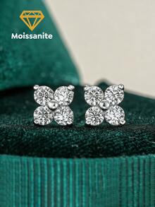 一对精致四叶草莫桑石耳钉，S925纯银，优雅小巧，女士订婚礼物，精美新娘首饰 - 銀色 - 查看 1