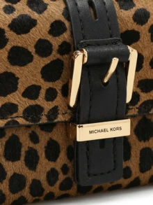 Michael Kors NOLITA MD翻盖三折钱包，休闲日常长款钱包 - 記住多 - 查看 3