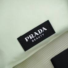 Prada 1套绿色帆布手提袋，带可拆卸黑色收纳袋，涂层帆布化妆品收纳包，旅行化妆包2件套 - 黑綠 - 查看 2
