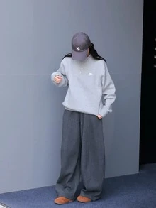 Áo nỉ nam Nike kiểu dáng mở phía trước, không có mũ, với logo thêu, thích hợp cho chạy bộ, tập luyện và thể dục. Màu xám. - Xám - Xem 9