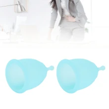 Copa Menstrual de Silicona para Mujer - Kit A99 Azul S*2 + Viva Embalaje Completo + Copa Plegable | Material Suave y Ecológico | Previene Fugas, Reutilizable y Práctico | Elástico, Cómodo y Sin Olor | Diseño Ergonómico, Ajuste Se guro para Natación, Yoga, Deportes y Baños Termales | Incluye 2 Copas, Bolsa de Almacenamiento, Copa de Limpieza e Instrucciones | Diámetro 43mm/1.7", Altura 63mm/2.5", Capacidad 20ml - Celeste - Ver 1