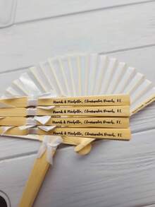 定制竹木折扇，婚礼手扇，个性化手扇，折扇，婚礼扇，多种颜色可选，可定制姓名和日期，适用于毕业典礼、婚礼、乔迁、学校用品、婚礼装饰、派对装饰、家居装饰，精致浪漫，时尚优雅，做工精良，高品质定制，必备装饰品 - 彩色 - 查看 4