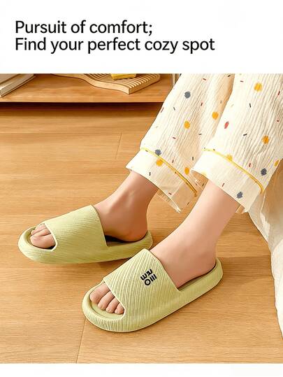 Soft Bottom Summer Bathroom Slippers, Breathable Hollow Couple House Slippers, Massage EVA Hotel Slippers For Men And Women