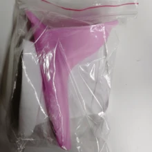 2个便携式紫色/粉色/橙色女性小便器，TPR橡胶材质，适合户外旅行和女性健康护理 - 彩色 - 查看 14