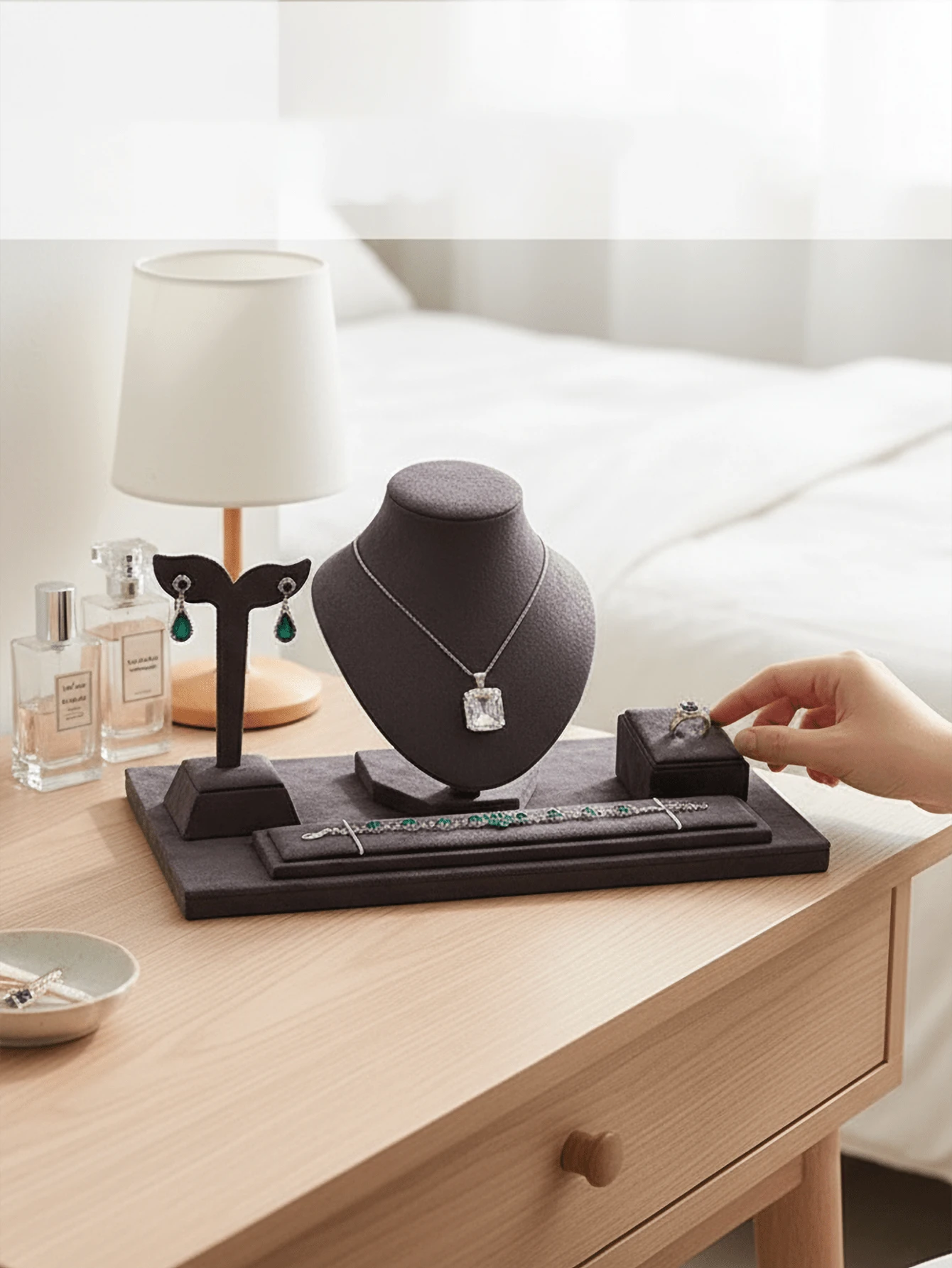 INS Style Black Velvet Jewelry Display Set, Necklace Earring Ring Storage Rack, Live Streaming Display Props - Black - View 1
