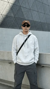 Áo nỉ có mũ lót lông cừu Nike Club dành cho nam, màu xám nhạt. - Màu Xám nhạt - Xem 8