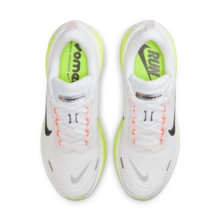 Nike Vomero Plus 舒適貼合透氣跑鞋 男款 白色 HV8150-120 - 白色 - 查看 2