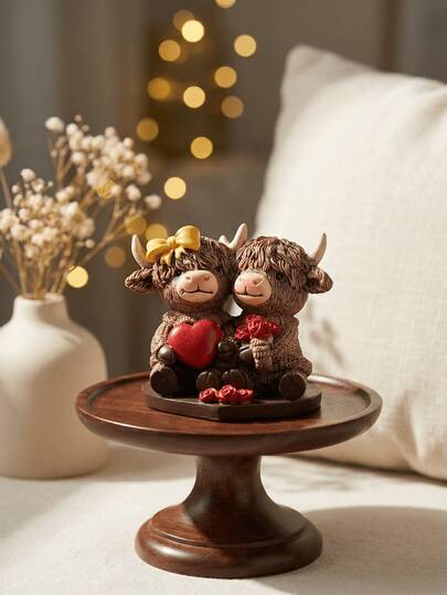 Cute Highland Cow Couple Sculpture With Heart And Flower, Sweet Romantic Home Decor, Anniversary Wedding Gift, Valentine's Day Decor, Farmhouse Style Ornament, Cozy Couple Gift, Desktop Decoration, Christmas Gift For Her/Him, Rustic Wedding Favor, Anniversary Collectible, Homey Sweet Decoration