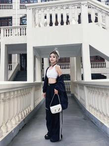 Nike Dri-Fit Swoosh 跑步健身 中強度支撐純色 運動內衣 女款 白色 - 白色 - 查看 8