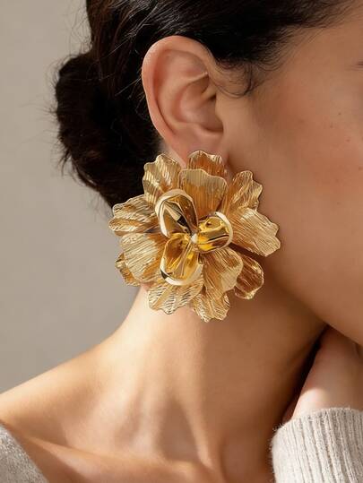 1对复古个性夸张街头风金属3D条纹纹理大花朵耳钉（女款）